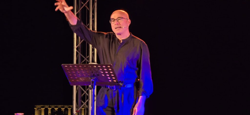 Premio Letterario Mandrarossa e spettacolo con Aldo Cazzullo e Moni Ovadia: successo per i due eventi organizzati dalla Cantina Settesoli